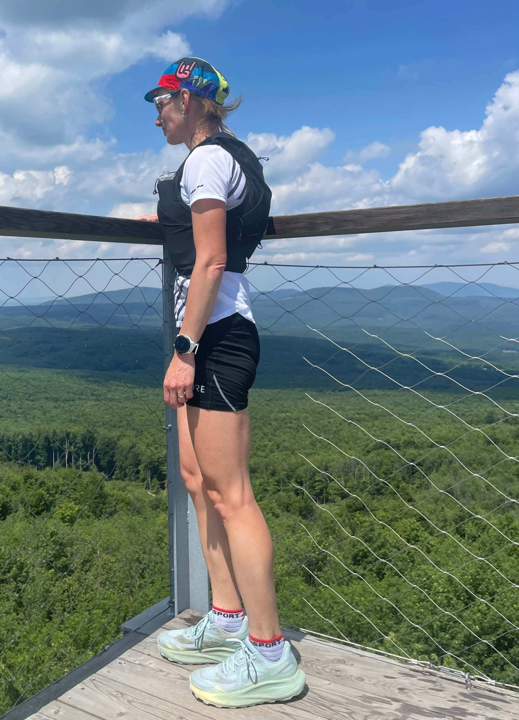 Salomon Glide Max Trail - Recenzia - Novinka 2023 Blog Nie iba ľahšie, ale aj krajšie. Kika Guttmannová - ambasádorka Salomon - Sansport Bratislava