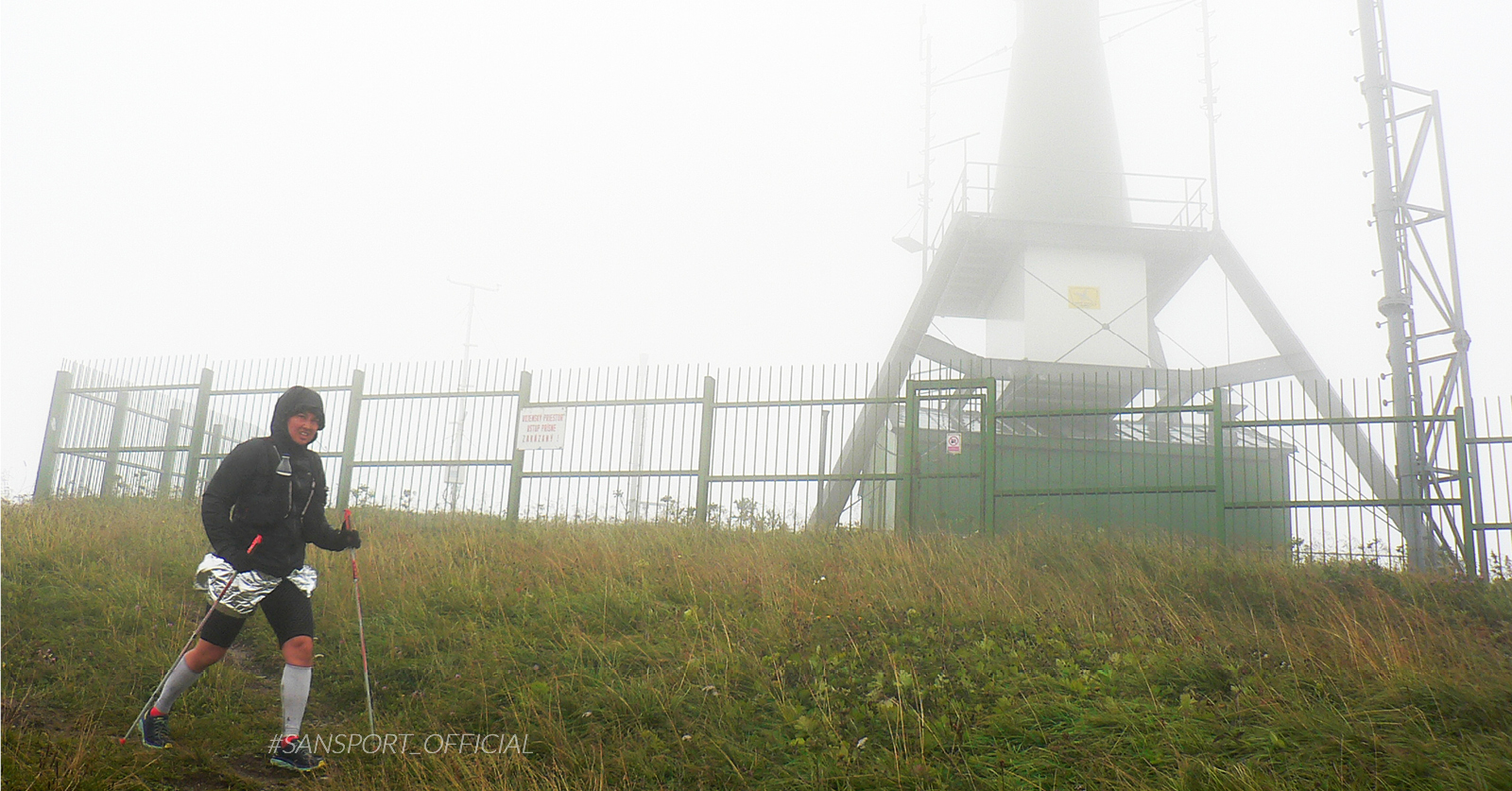 Cesta hrdinov SNP za 12 dní - Recenzia Salomon SLAB SENSE blog odznak priprava vyskovy profil km dlzka mapa rekord zeny