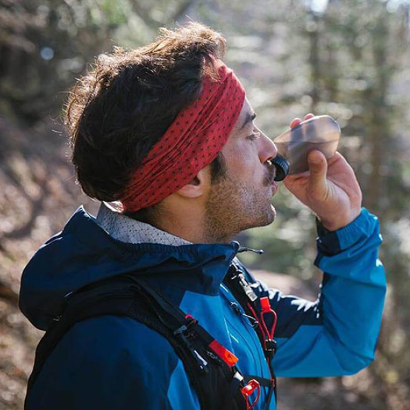 Ako správne piť počas behu - Sansport Blog