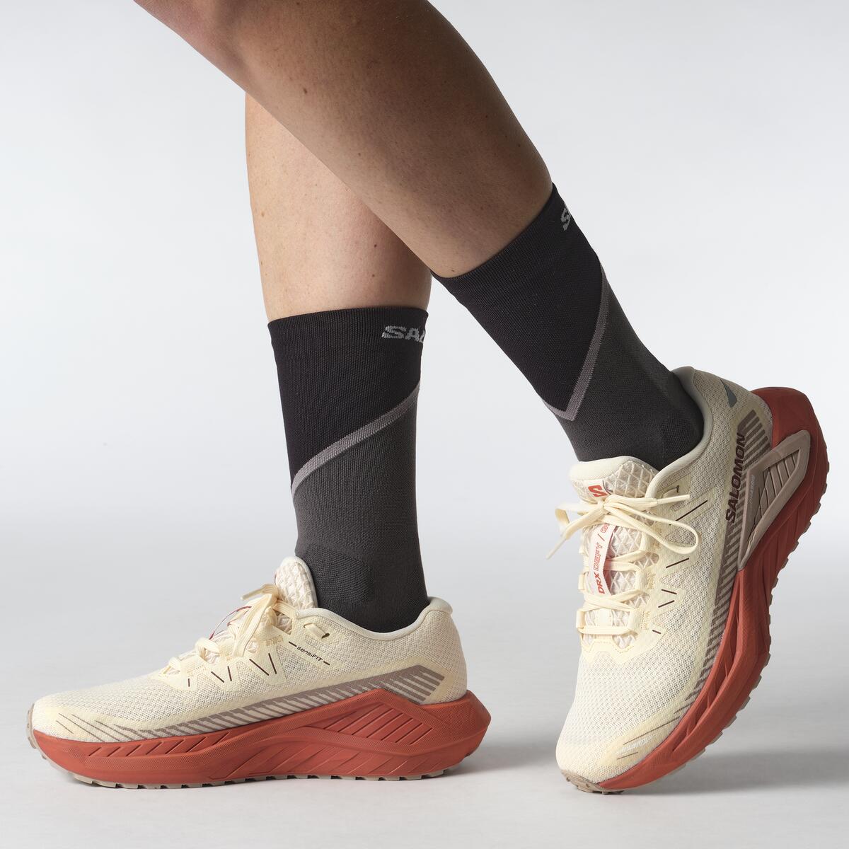 Salomon Sense Ride 5 - Novinka 2024 v bežeckej trailovej obuvi - Sansport Bratislava