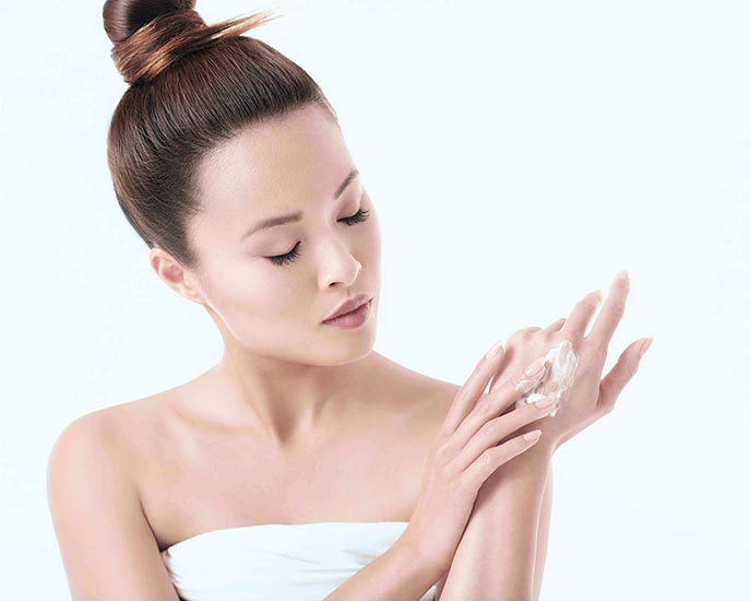 shutterstock_582355543 Ako správne používať kozmetiku CareMedica - TČM - VITA BLOG SANSPORT